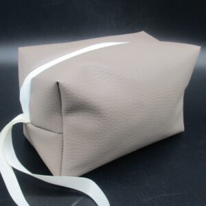 BEAUTY CASE FANGO