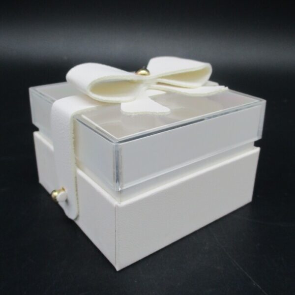 SCATOLA PICCOLA CARTONE E PLEXI AVORIO/CHAMPAGNE